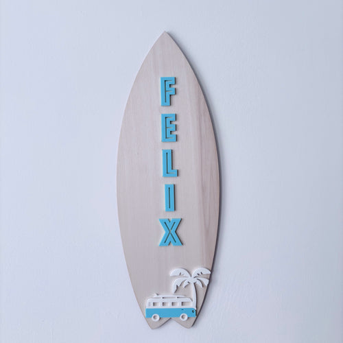 Planche de surf palmier et van